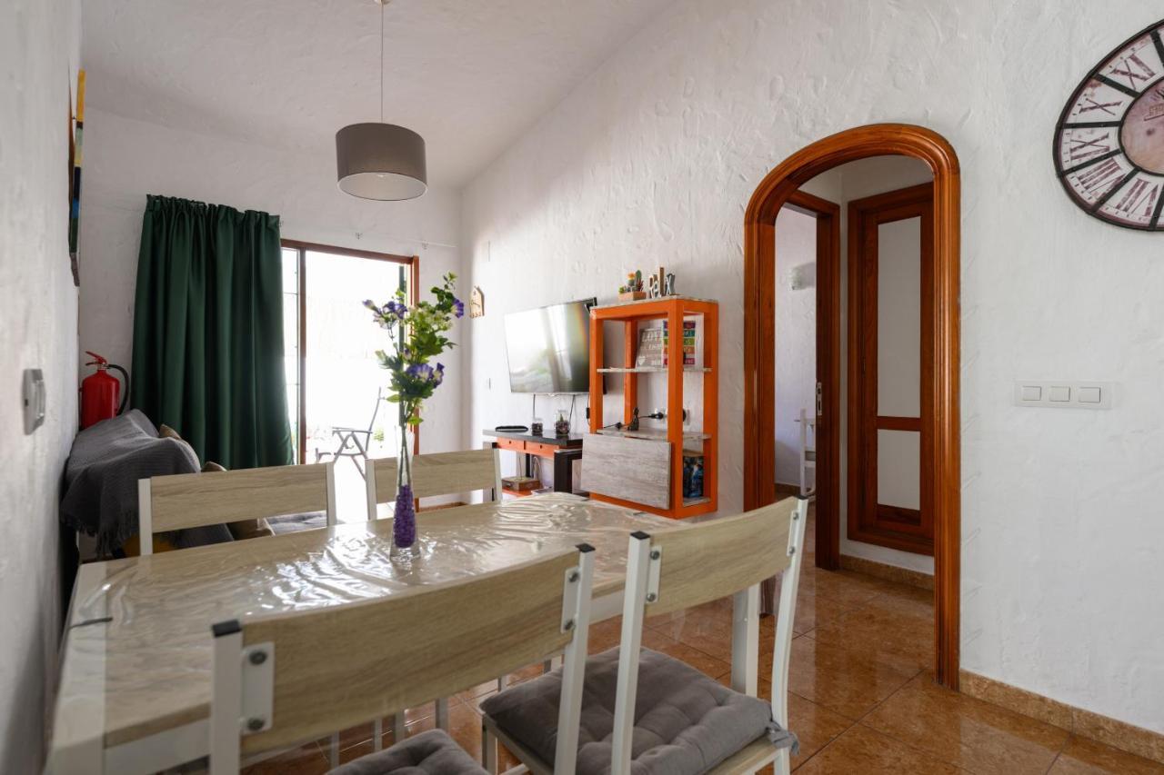 Private Chill-Out Terrace Bungalow - Pool San Bartolomé Luaran gambar