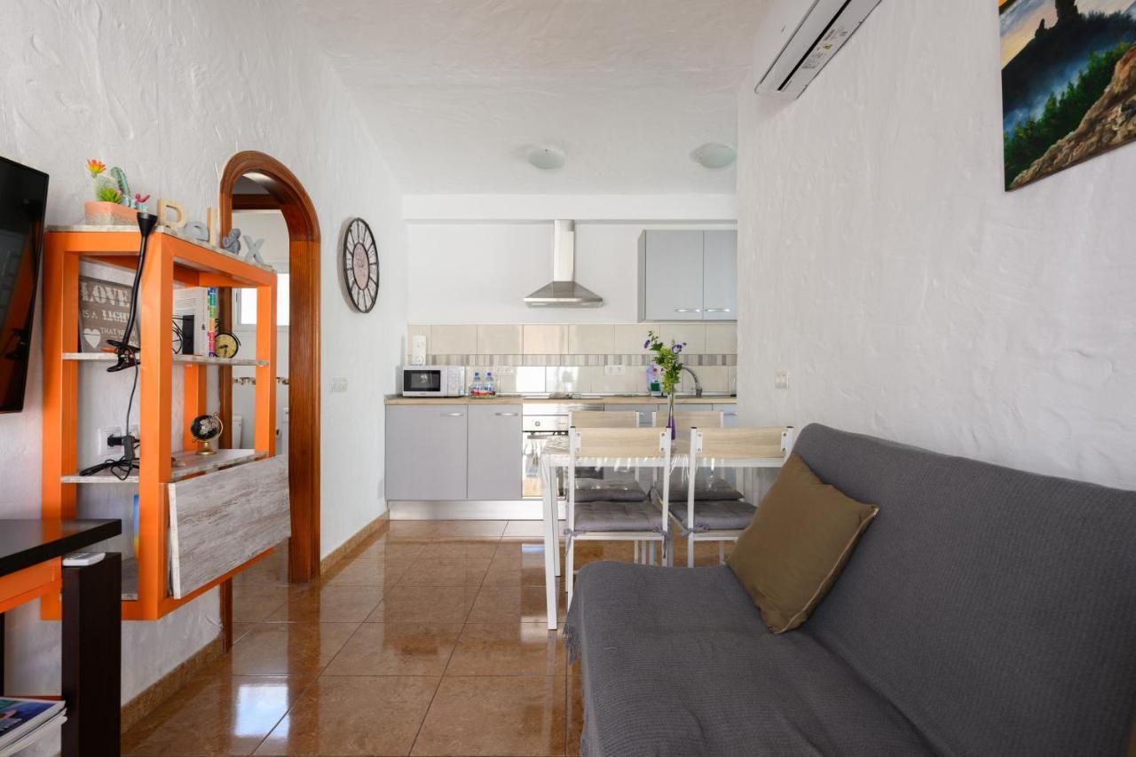 Private Chill-Out Terrace Bungalow - Pool San Bartolomé Luaran gambar