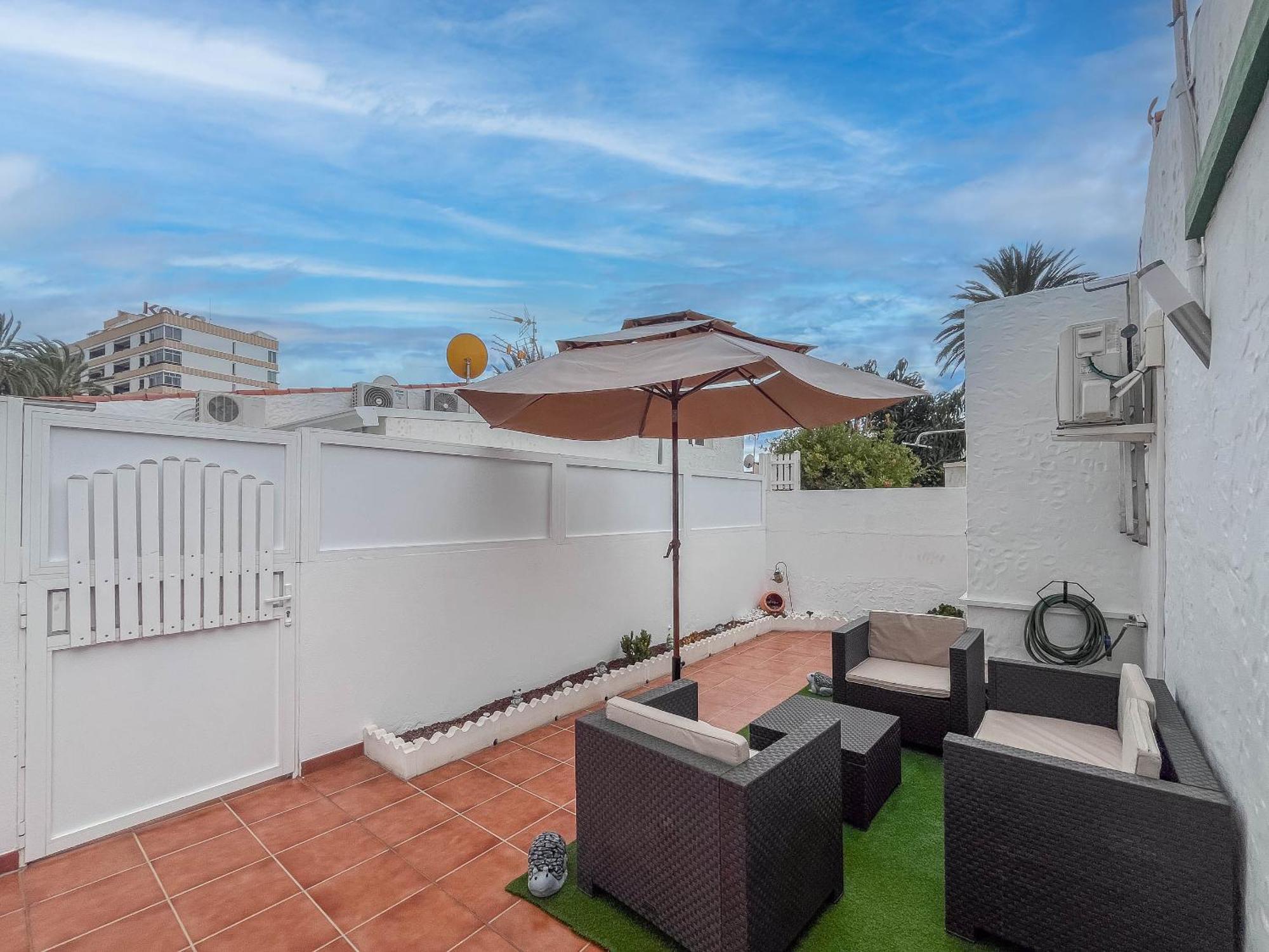 Private Chill-Out Terrace Bungalow - Pool San Bartolomé Luaran gambar